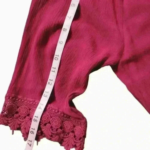 Naif burgundy red v-neck boho style shift dress size medium - Picture 9 of 12